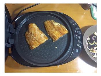 红酒香煎龙利鱼怎么做,红酒香煎龙利鱼怎么做好吃,红酒香煎龙利鱼做法 红酒香煎龙利鱼怎么做,红酒香煎龙利鱼怎么做好吃,红酒香煎龙利鱼做法