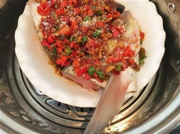 剁椒鱼头-湘菜香韵怎么做,剁椒鱼头-湘菜香韵怎么做好吃,剁椒鱼头-湘菜香韵做法 剁椒鱼头-湘菜香韵怎么做,剁椒鱼头-湘菜香韵怎么做好吃,剁椒鱼头-湘菜香韵做法