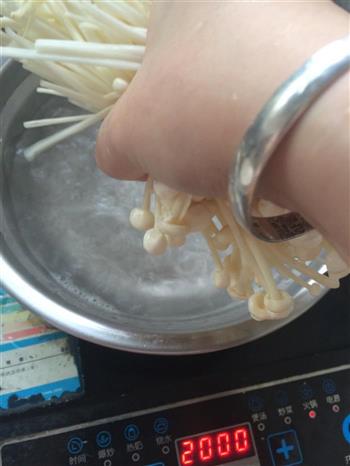 葱油鱿鱼怎么做，葱油鱿鱼怎么做好吃，葱油鱿鱼做法