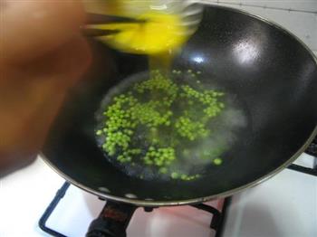 豌豆蛋花汤怎么做,豌豆蛋花汤怎么做好吃,豌豆蛋花汤做法 豌豆蛋花汤怎么做,豌豆蛋花汤怎么做好吃,豌豆蛋花汤做法