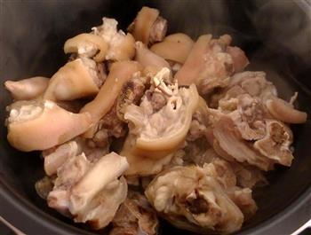 鹰嘴豆炖猪蹄怎么做，鹰嘴豆炖猪蹄怎么做好吃，鹰嘴豆炖猪蹄做法