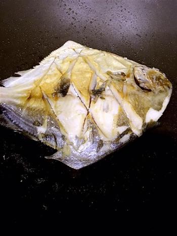 毛豆烧鲳鱼怎么做,毛豆烧鲳鱼怎么做好吃,毛豆烧鲳鱼做法 毛豆烧鲳鱼怎么做,毛豆烧鲳鱼怎么做好吃,毛豆烧鲳鱼做法