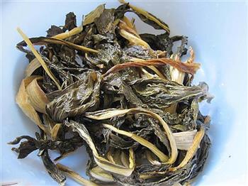 鸡脚煲白菜干汤怎么做,鸡脚煲白菜干汤怎么做好吃,鸡脚煲白菜干汤做法 鸡脚煲白菜干汤怎么做,鸡脚煲白菜干汤怎么做好吃,鸡脚煲白菜干汤做法