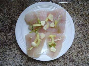 香炸龙利鱼怎么做，香炸龙利鱼怎么做好吃，香炸龙利鱼做法