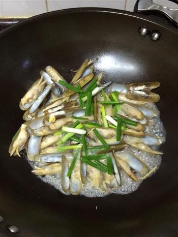 姜葱爆蛏子怎么做,姜葱爆蛏子怎么做好吃,姜葱爆蛏子做法 姜葱爆蛏子怎么做,姜葱爆蛏子怎么做好吃,姜葱爆蛏子做法