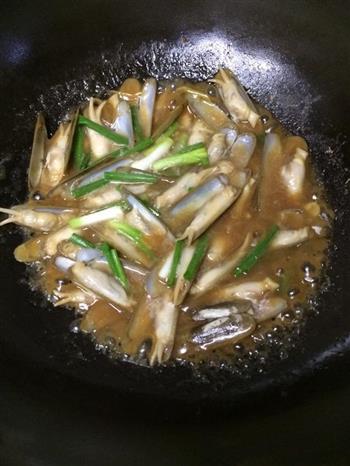 姜葱爆蛏子怎么做,姜葱爆蛏子怎么做好吃,姜葱爆蛏子做法 姜葱爆蛏子怎么做,姜葱爆蛏子怎么做好吃,姜葱爆蛏子做法