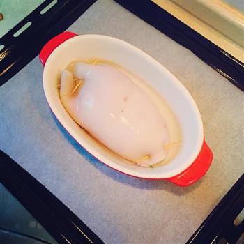 意式酿鲜鱿鱼Stuffed squid怎么做，意式酿鲜鱿鱼Stuffed squid怎么做好吃，意式酿鲜鱿鱼Stuffed squid做法