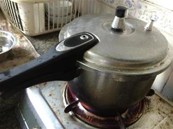 茶树菇龙骨汤怎么做,茶树菇龙骨汤怎么做好吃,茶树菇龙骨汤做法 茶树菇龙骨汤怎么做,茶树菇龙骨汤怎么做好吃,茶树菇龙骨汤做法