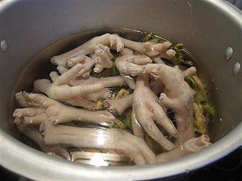 红萝卜鸡脚汤怎么做,红萝卜鸡脚汤怎么做好吃,红萝卜鸡脚汤做法 红萝卜鸡脚汤怎么做,红萝卜鸡脚汤怎么做好吃,红萝卜鸡脚汤做法