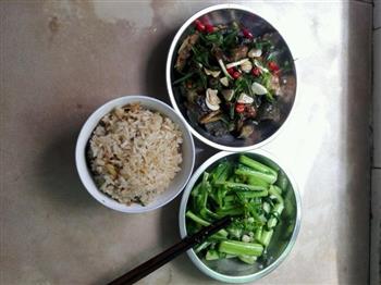 塘虱魚焗瓦罉饭怎么做,塘虱魚焗瓦罉饭怎么做好吃,塘虱魚焗瓦罉饭做法 塘虱魚焗瓦罉饭怎么做,塘虱魚焗瓦罉饭怎么做好吃,塘虱魚焗瓦罉饭做法