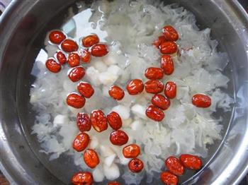 银耳荸荠汤怎么做,银耳荸荠汤怎么做好吃,银耳荸荠汤做法 银耳荸荠汤怎么做,银耳荸荠汤怎么做好吃,银耳荸荠汤做法