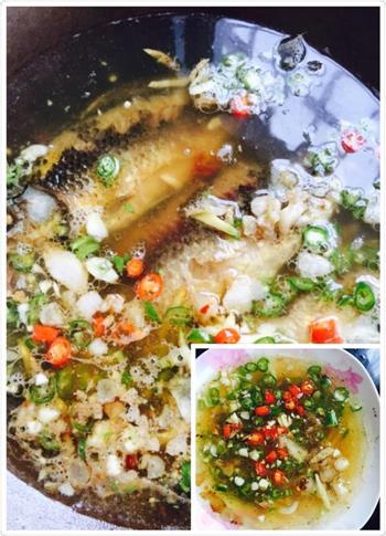 霉豆渣煮鲫鱼怎么做,霉豆渣煮鲫鱼怎么做好吃,霉豆渣煮鲫鱼做法 霉豆渣煮鲫鱼怎么做,霉豆渣煮鲫鱼怎么做好吃,霉豆渣煮鲫鱼做法