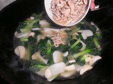 花菇肉丝年糕汤怎么做,花菇肉丝年糕汤怎么做好吃,花菇肉丝年糕汤做法 花菇肉丝年糕汤怎么做,花菇肉丝年糕汤怎么做好吃,花菇肉丝年糕汤做法