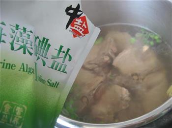 排骨菠菜汤怎么做,排骨菠菜汤怎么做好吃,排骨菠菜汤做法 排骨菠菜汤怎么做,排骨菠菜汤怎么做好吃,排骨菠菜汤做法