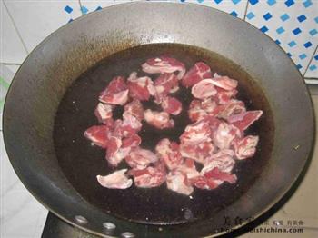 胡萝卜牛肉汤怎么做,胡萝卜牛肉汤怎么做好吃,胡萝卜牛肉汤做法 胡萝卜牛肉汤怎么做,胡萝卜牛肉汤怎么做好吃,胡萝卜牛肉汤做法