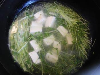 豆苗白玉汤怎么做,豆苗白玉汤怎么做好吃,豆苗白玉汤做法 豆苗白玉汤怎么做,豆苗白玉汤怎么做好吃,豆苗白玉汤做法