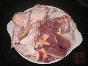 黄金菇炖老鸭汤怎么做，黄金菇炖老鸭汤怎么做好吃，黄金菇炖老鸭汤做法