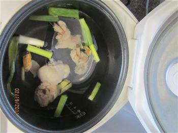 鸡腿汤怎么做,鸡腿汤怎么做好吃,鸡腿汤做法 鸡腿汤怎么做,鸡腿汤怎么做好吃,鸡腿汤做法