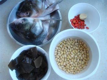海带黄豆鱼头汤怎么做，海带黄豆鱼头汤怎么做好吃，海带黄豆鱼头汤做法