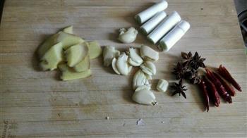 传统炖带鱼怎么做，传统炖带鱼怎么做好吃，传统炖带鱼做法