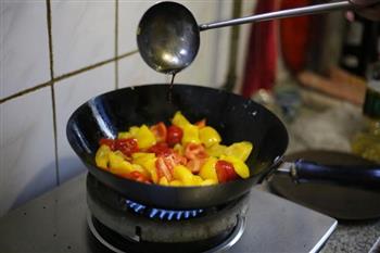 彩椒虾仁怎么做,彩椒虾仁怎么做好吃,彩椒虾仁做法 彩椒虾仁怎么做,彩椒虾仁怎么做好吃,彩椒虾仁做法