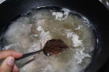 土豆排骨酱汤怎么做,土豆排骨酱汤怎么做好吃,土豆排骨酱汤做法 土豆排骨酱汤怎么做,土豆排骨酱汤怎么做好吃,土豆排骨酱汤做法