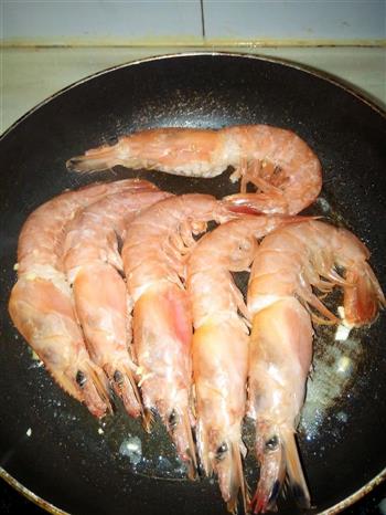 香煎油焖双料大虾怎么做,香煎油焖双料大虾怎么做好吃,香煎油焖双料大虾做法 香煎油焖双料大虾怎么做,香煎油焖双料大虾怎么做好吃,香煎油焖双料大虾做法