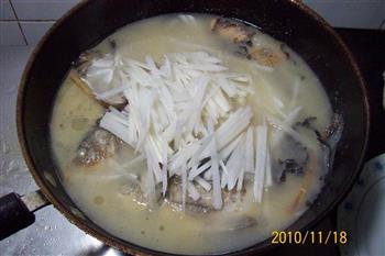 蒜香萝卜鲫鱼汤怎么做,蒜香萝卜鲫鱼汤怎么做好吃,蒜香萝卜鲫鱼汤做法 蒜香萝卜鲫鱼汤怎么做,蒜香萝卜鲫鱼汤怎么做好吃,蒜香萝卜鲫鱼汤做法