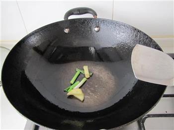 虫草双鲜鸡汤怎么做，虫草双鲜鸡汤怎么做好吃，虫草双鲜鸡汤做法