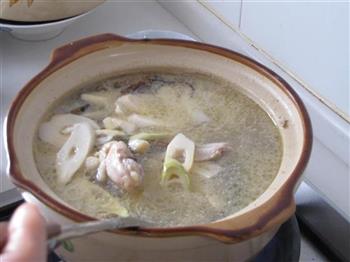 虫草双鲜鸡汤怎么做，虫草双鲜鸡汤怎么做好吃，虫草双鲜鸡汤做法