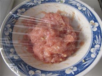 茼蒿肉圆汤怎么做，茼蒿肉圆汤怎么做好吃，茼蒿肉圆汤做法