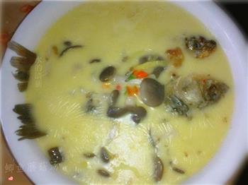 鲫鱼蘑菇汤怎么做,鲫鱼蘑菇汤怎么做好吃,鲫鱼蘑菇汤做法 鲫鱼蘑菇汤怎么做,鲫鱼蘑菇汤怎么做好吃,鲫鱼蘑菇汤做法