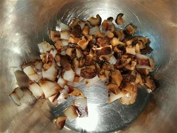 糯米腊肉蒸大闸蟹怎么做,糯米腊肉蒸大闸蟹怎么做好吃,糯米腊肉蒸大闸蟹做法 糯米腊肉蒸大闸蟹怎么做,糯米腊肉蒸大闸蟹怎么做好吃,糯米腊肉蒸大闸蟹做法