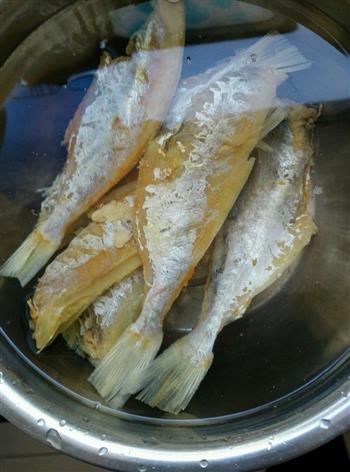 香辣小鱼仔菜怎么做,香辣小鱼仔菜怎么做好吃,香辣小鱼仔菜做法