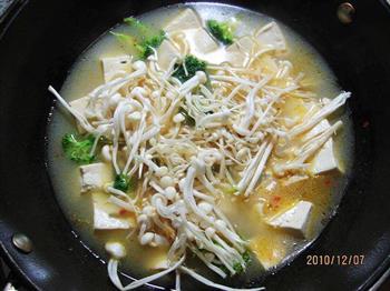剁椒金针豆腐汤怎么做,剁椒金针豆腐汤怎么做好吃,剁椒金针豆腐汤做法 剁椒金针豆腐汤怎么做,剁椒金针豆腐汤怎么做好吃,剁椒金针豆腐汤做法