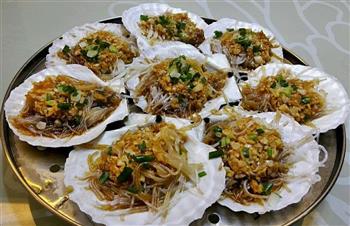 简单海鲜-蒜蓉粉丝蒸元贝怎么做，简单海鲜-蒜蓉粉丝蒸元贝怎么做好吃，简单海鲜-蒜蓉粉丝蒸元贝做法