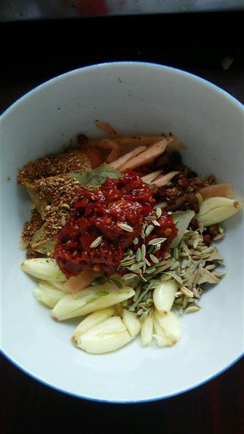 红烧裸斑鱼怎么做，红烧裸斑鱼怎么做好吃，红烧裸斑鱼做法