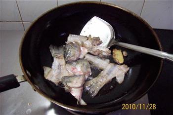蒜苗萝卜鲈鱼汤怎么做,蒜苗萝卜鲈鱼汤怎么做好吃,蒜苗萝卜鲈鱼汤做法 蒜苗萝卜鲈鱼汤怎么做,蒜苗萝卜鲈鱼汤怎么做好吃,蒜苗萝卜鲈鱼汤做法