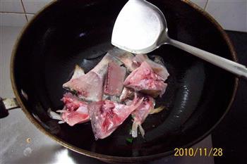 蒜苗萝卜鲈鱼汤怎么做,蒜苗萝卜鲈鱼汤怎么做好吃,蒜苗萝卜鲈鱼汤做法 蒜苗萝卜鲈鱼汤怎么做,蒜苗萝卜鲈鱼汤怎么做好吃,蒜苗萝卜鲈鱼汤做法