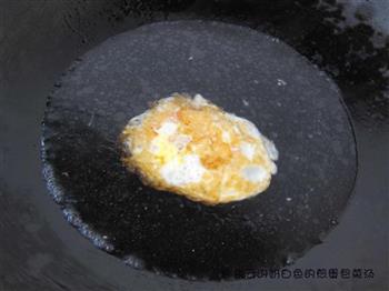 奶白色的煎蛋包菜汤怎么做,奶白色的煎蛋包菜汤怎么做好吃,奶白色的煎蛋包菜汤做法 奶白色的煎蛋包菜汤怎么做,奶白色的煎蛋包菜汤怎么做好吃,奶白色的煎蛋包菜汤做法