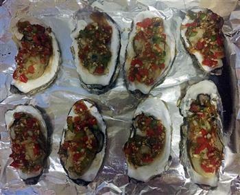 蒜蓉彩椒烤牡蛎怎么做,蒜蓉彩椒烤牡蛎怎么做好吃,蒜蓉彩椒烤牡蛎做法 蒜蓉彩椒烤牡蛎怎么做,蒜蓉彩椒烤牡蛎怎么做好吃,蒜蓉彩椒烤牡蛎做法