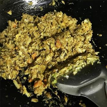 黄金蟹斗怎么做,黄金蟹斗怎么做好吃,黄金蟹斗做法 黄金蟹斗怎么做,黄金蟹斗怎么做好吃,黄金蟹斗做法