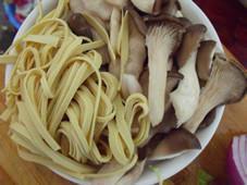 香浓牛肉汤怎么做,香浓牛肉汤怎么做好吃,香浓牛肉汤做法 香浓牛肉汤怎么做,香浓牛肉汤怎么做好吃,香浓牛肉汤做法