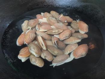 紫苏豉椒炒花甲怎么做,紫苏豉椒炒花甲怎么做好吃,紫苏豉椒炒花甲做法 紫苏豉椒炒花甲怎么做,紫苏豉椒炒花甲怎么做好吃,紫苏豉椒炒花甲做法