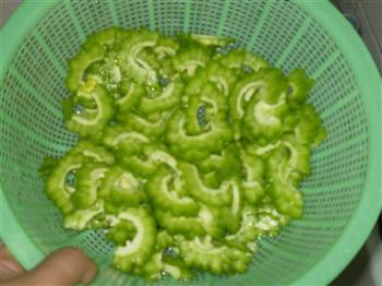 苦瓜蛋汤怎么做,苦瓜蛋汤怎么做好吃,苦瓜蛋汤做法 苦瓜蛋汤怎么做,苦瓜蛋汤怎么做好吃,苦瓜蛋汤做法