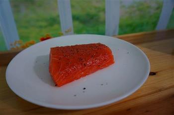 生煎三文鱼怎么做,生煎三文鱼怎么做好吃,生煎三文鱼做法 生煎三文鱼怎么做,生煎三文鱼怎么做好吃,生煎三文鱼做法