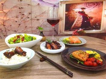 生煎三文鱼怎么做,生煎三文鱼怎么做好吃,生煎三文鱼做法 生煎三文鱼怎么做,生煎三文鱼怎么做好吃,生煎三文鱼做法