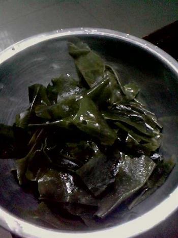 海带炖排骨怎么做，海带炖排骨怎么做好吃，海带炖排骨做法