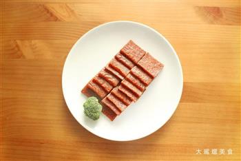 酸笋辣条饺子谁敢迎战怎么做,酸笋辣条饺子谁敢迎战怎么做好吃,酸笋辣条饺子谁敢迎战做法