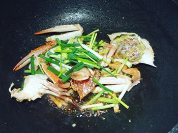 被讚好廚藝的薑蔥炒螃蟹怎么做,被讚好廚藝的薑蔥炒螃蟹怎么做好吃,被讚好廚藝的薑蔥炒螃蟹做法 被讚好廚藝的薑蔥炒螃蟹怎么做,被讚好廚藝的薑蔥炒螃蟹怎么做好吃,被讚好廚藝的薑蔥炒螃蟹做法